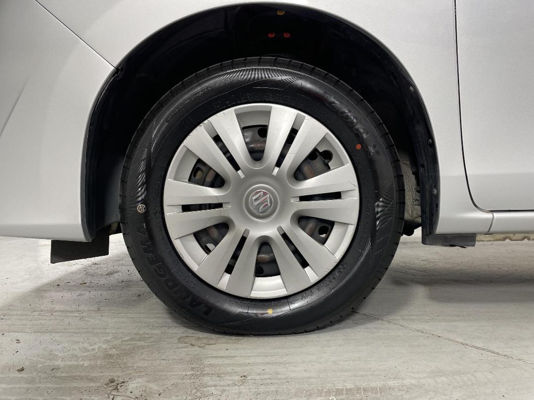 Photo '10' of Suzuki Landy Photo '10' of Suzuki Landy