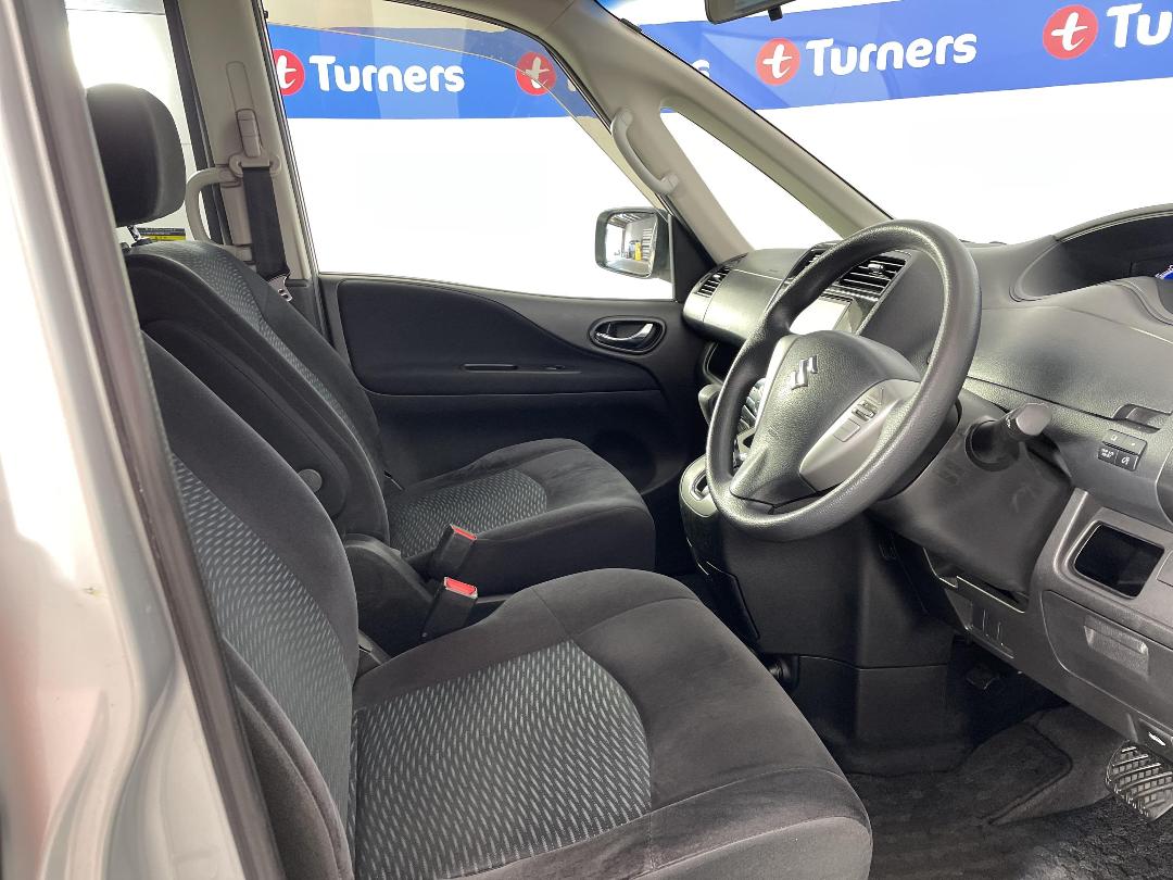 Photo '16' of Suzuki Landy Photo '16' of Suzuki Landy