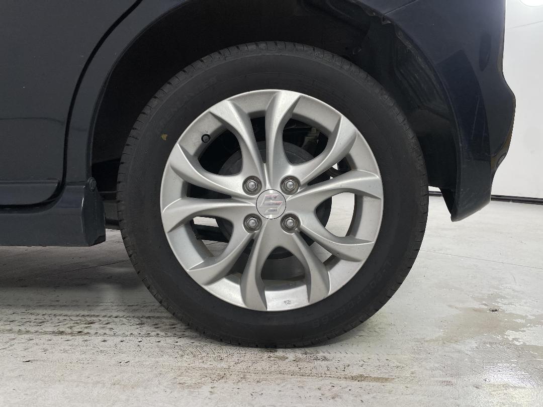 Photo '8' of Suzuki Solio Bandit