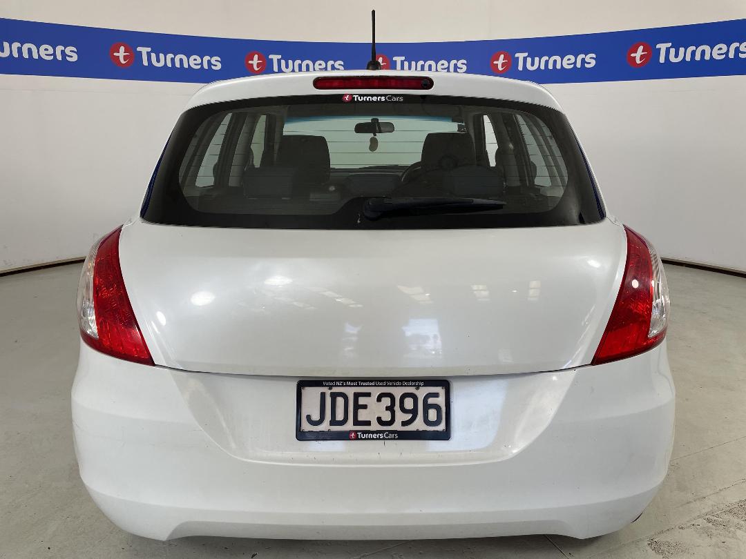 Photo '6' of Suzuki Swift Photo '6' of Suzuki Swift