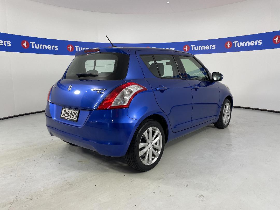 Photo '7' of Suzuki Swift