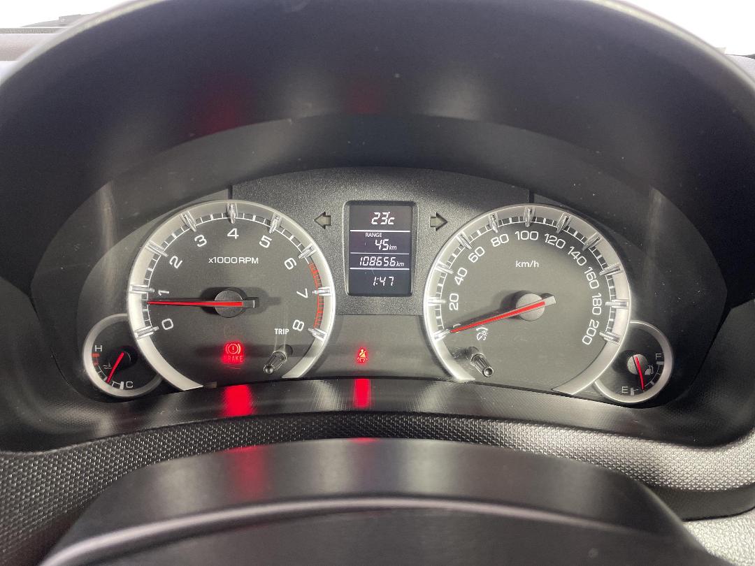 Photo '21' of Suzuki Swift