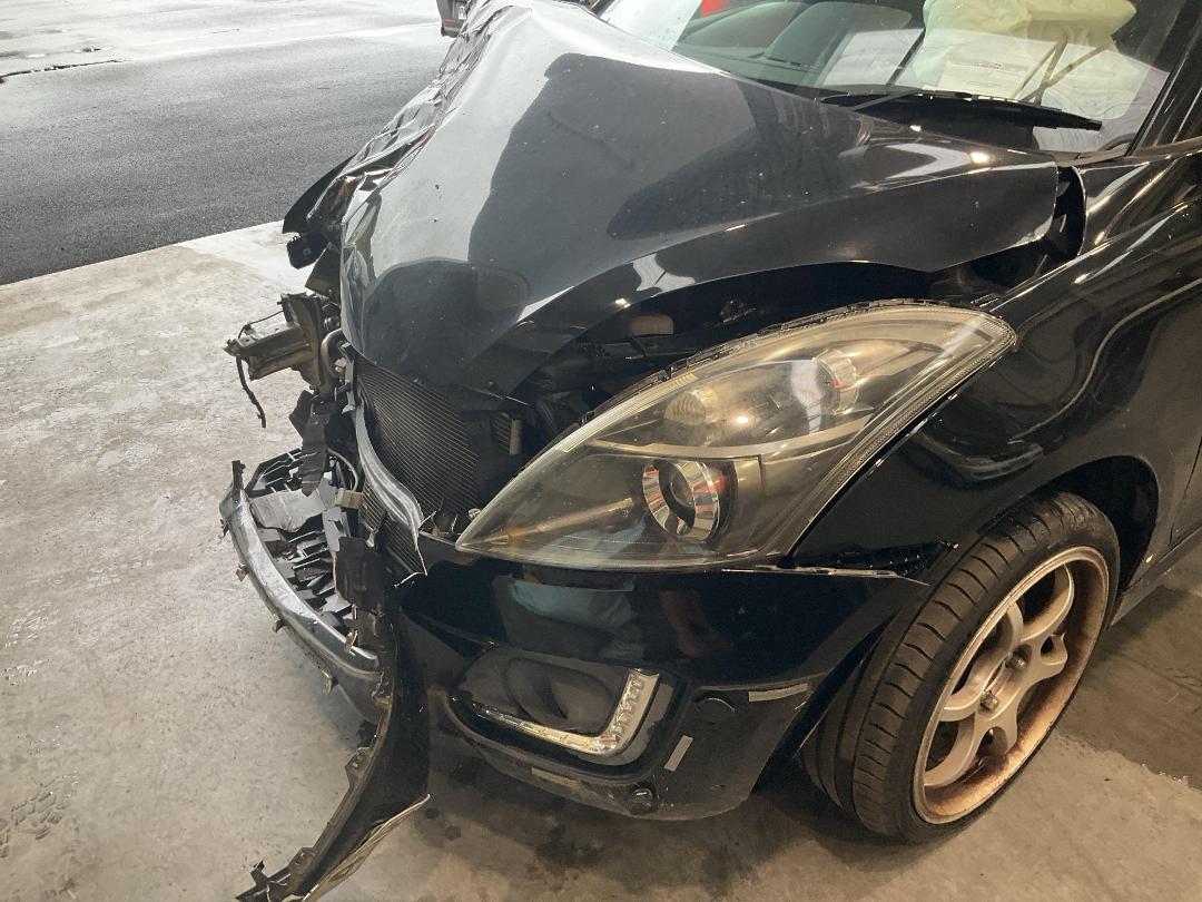 Photo '14' of Suzuki Swift Photo '14' of Suzuki Swift