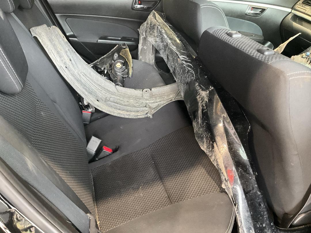 Photo '18' of Suzuki Swift Photo '18' of Suzuki Swift