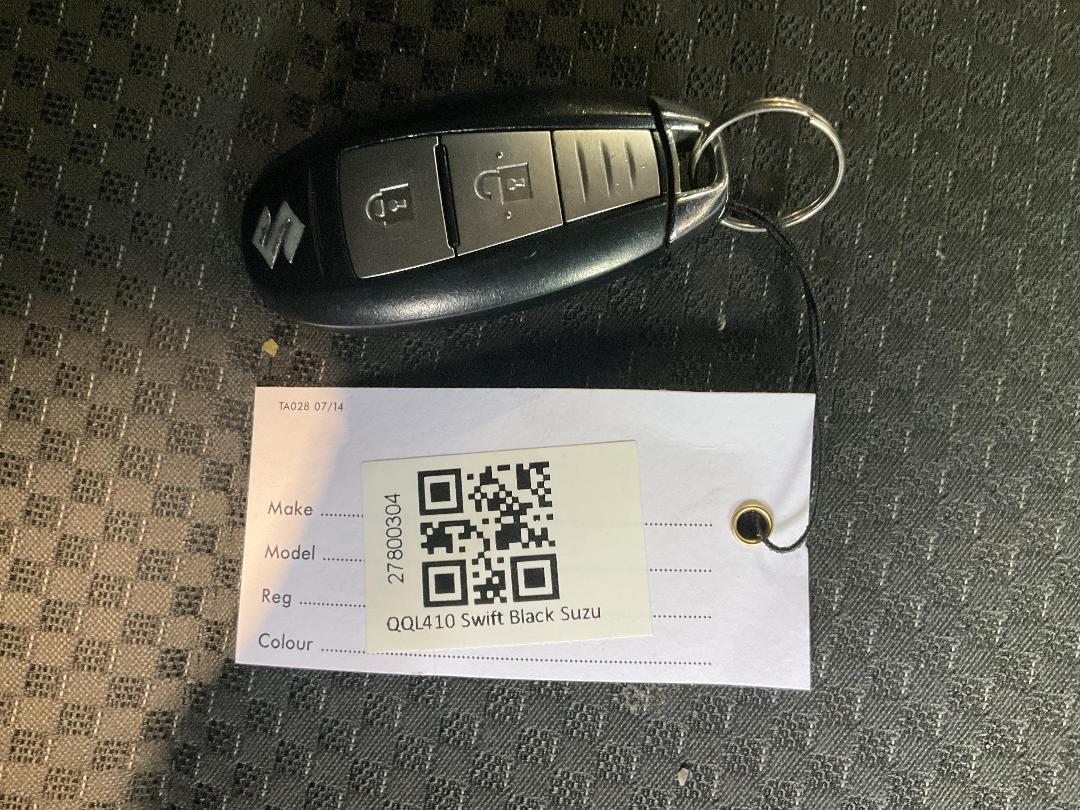 Photo '22' of Suzuki Swift Photo '22' of Suzuki Swift