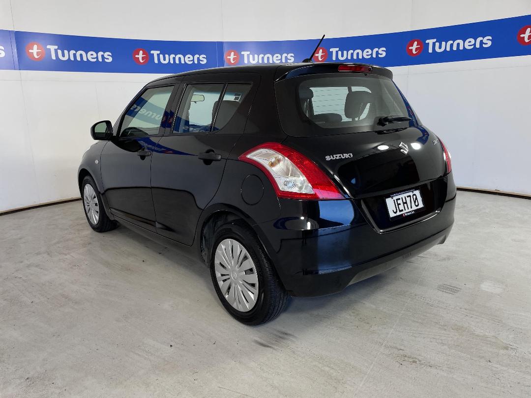 Photo '5' of Suzuki Swift