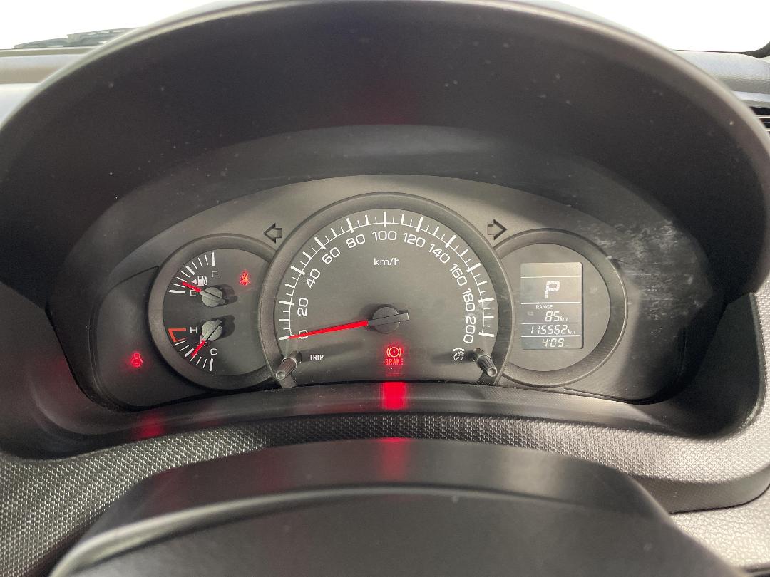 Photo '21' of Suzuki Swift