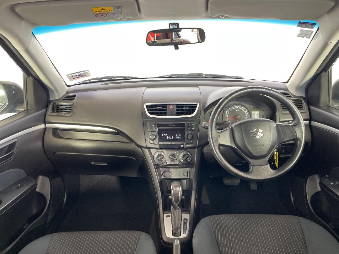 Photo '17' of Suzuki Swift