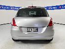 Thumbnail '6' of Suzuki Swift