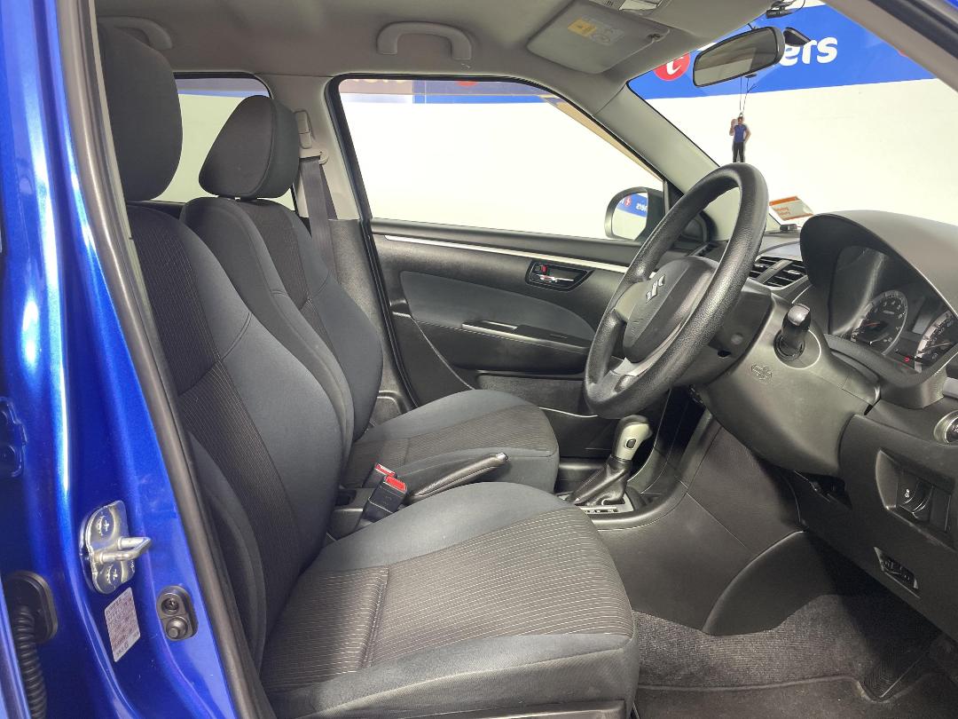 Photo '16' of Suzuki Swift