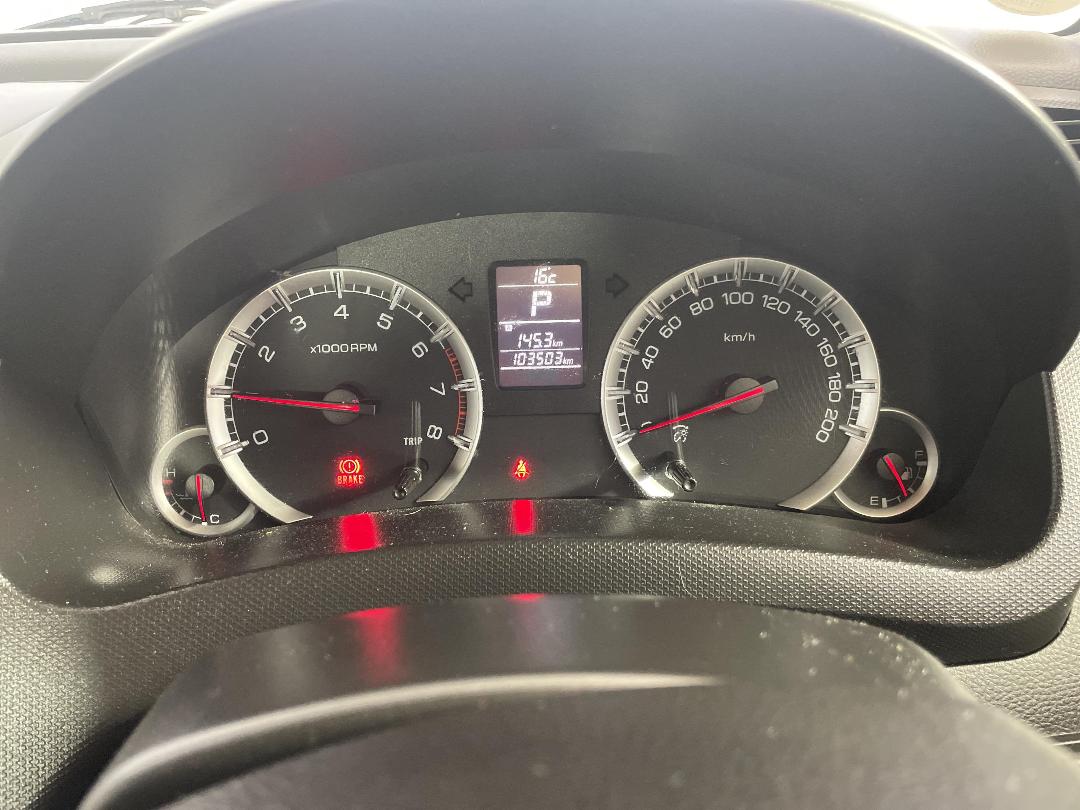 Photo '21' of Suzuki Swift