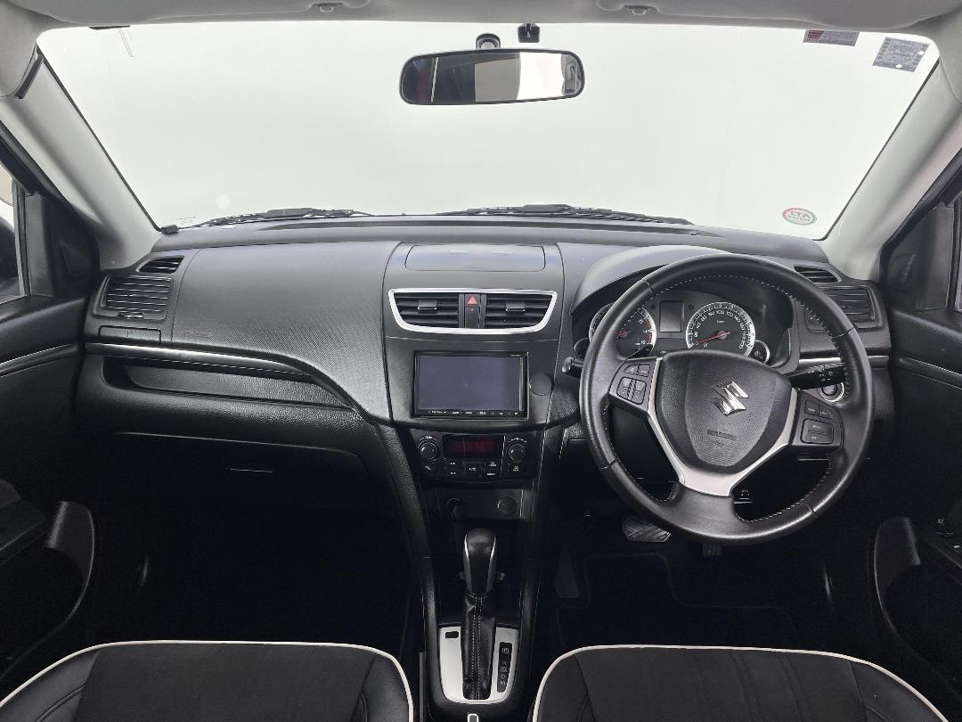 Photo '17' of Suzuki Swift