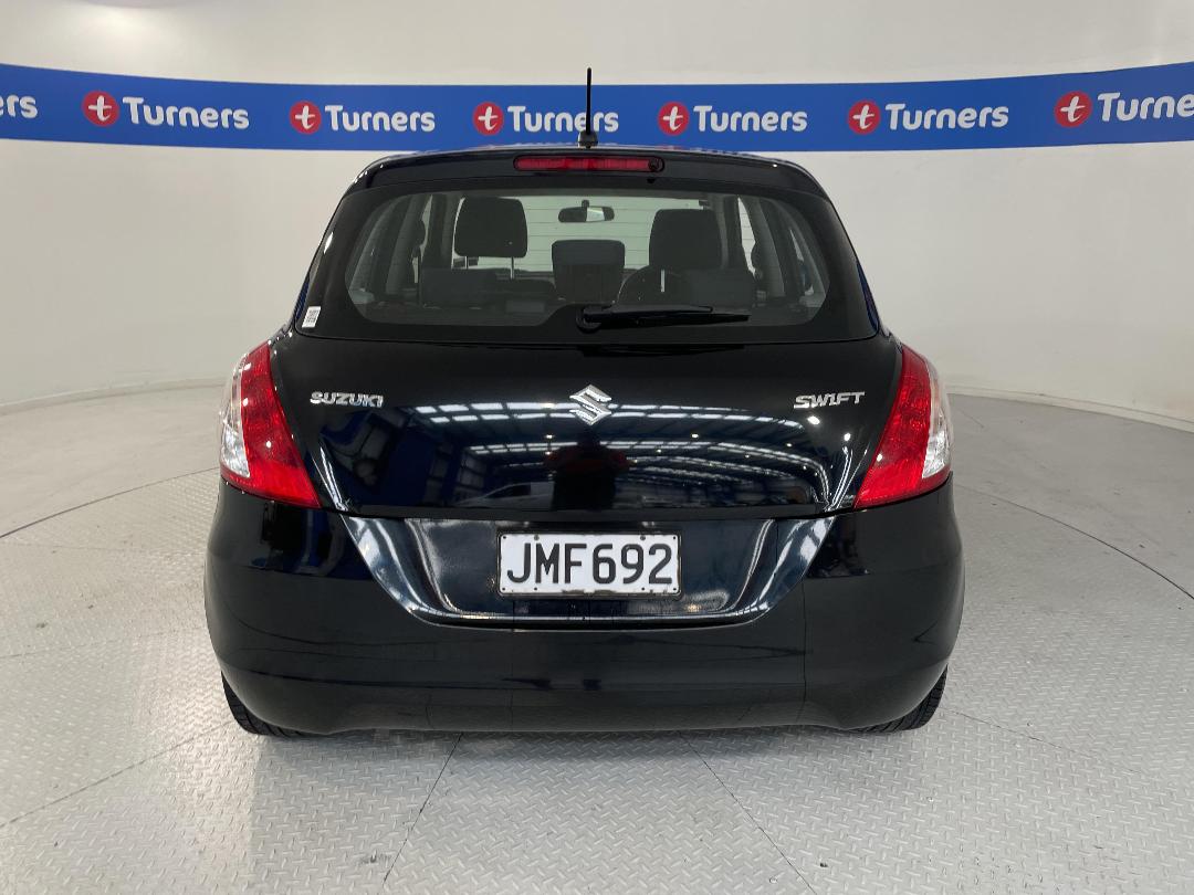 Photo '6' of Suzuki Swift Photo '6' of Suzuki Swift