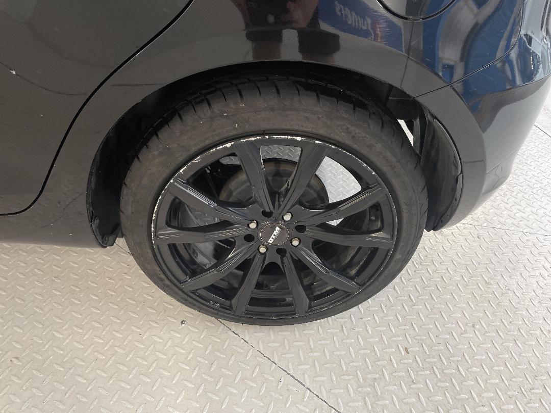 Photo '11' of Suzuki Swift Photo '11' of Suzuki Swift