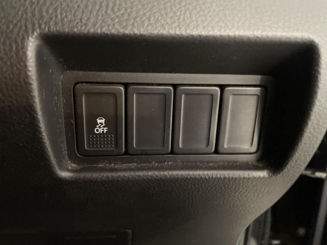 Photo '24' of Suzuki Swift Photo '24' of Suzuki Swift