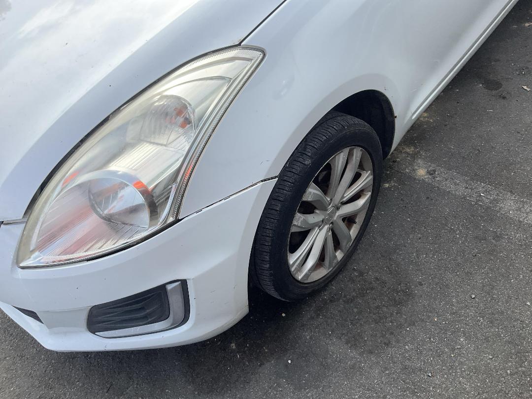 Photo '6' of Suzuki Swift GLA+