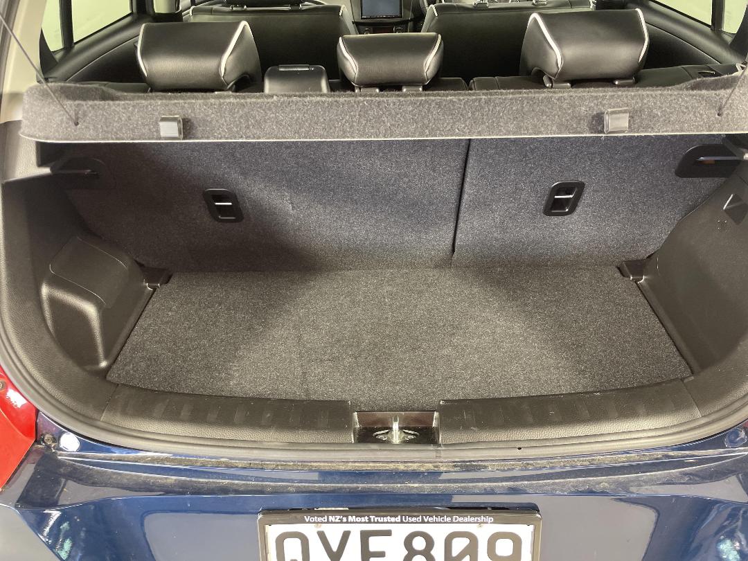 Photo '14' of Suzuki Swift