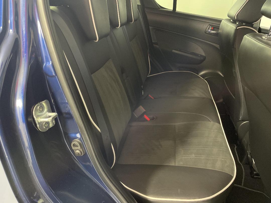 Photo '20' of Suzuki Swift