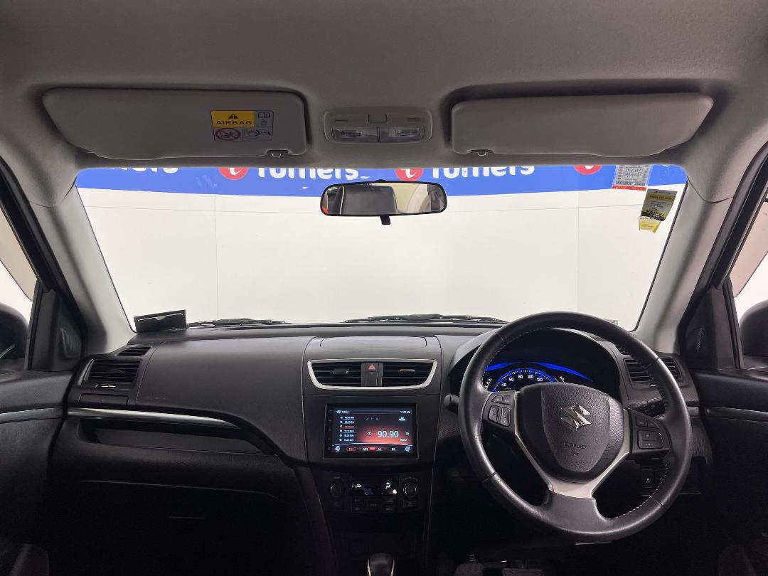 Photo '17' of Suzuki Swift