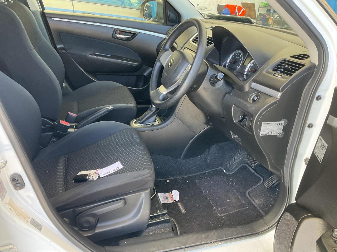 Photo '17' of Suzuki Swift