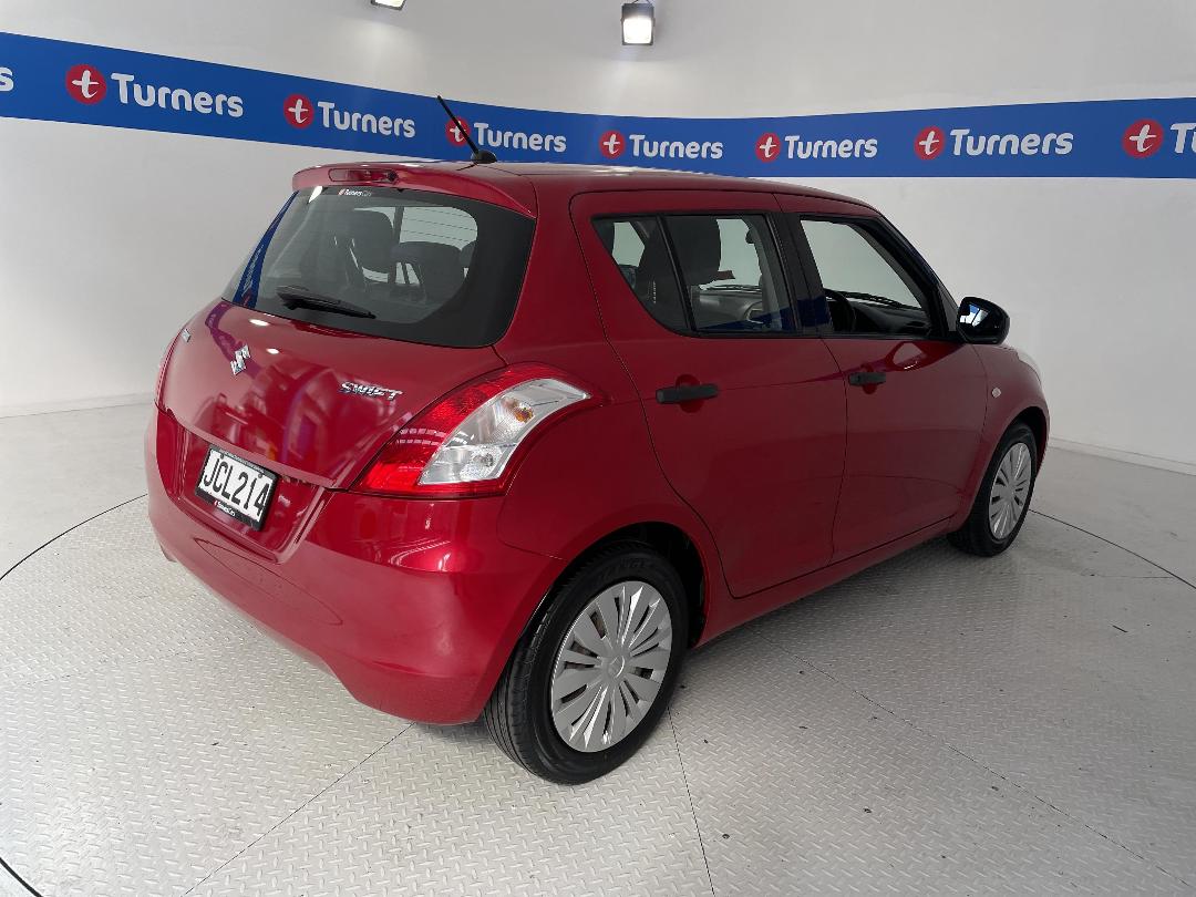 Photo '7' of Suzuki Swift