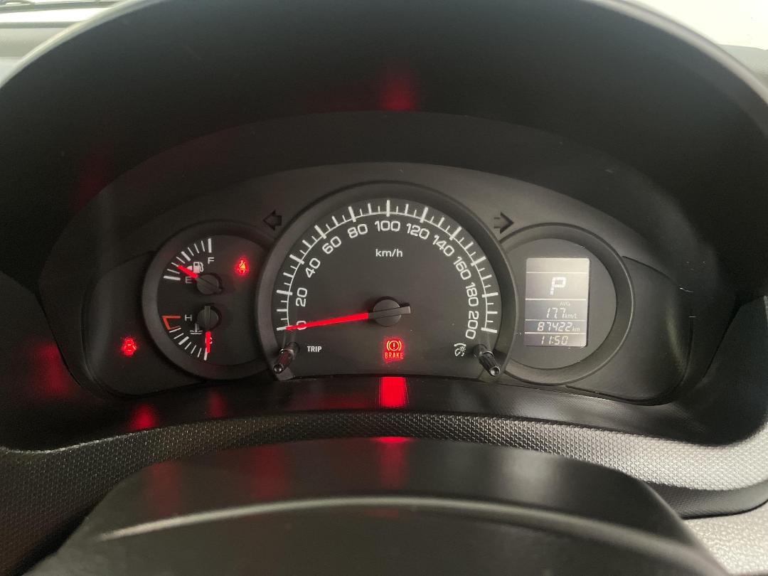 Photo '21' of Suzuki Swift