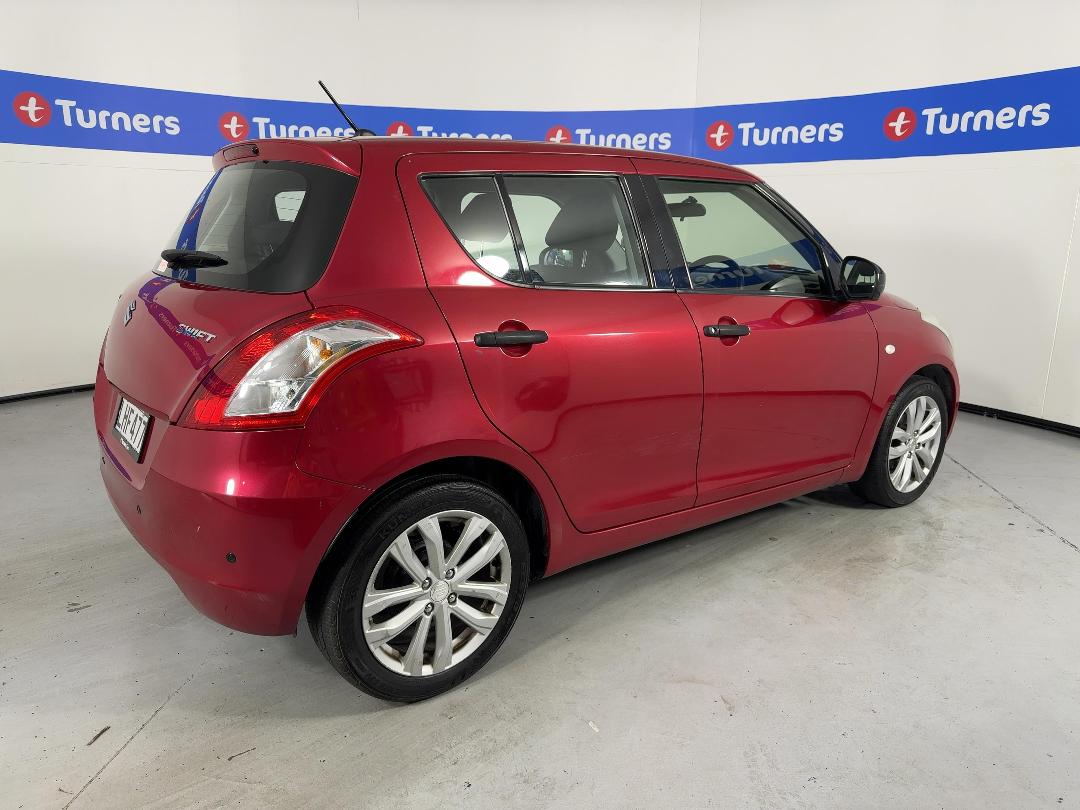 Photo '7' of Suzuki Swift