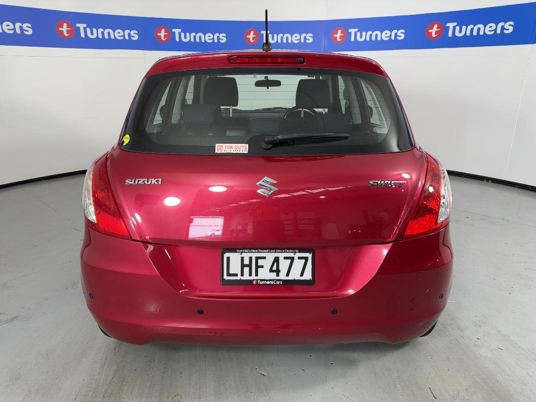 Photo '6' of Suzuki Swift