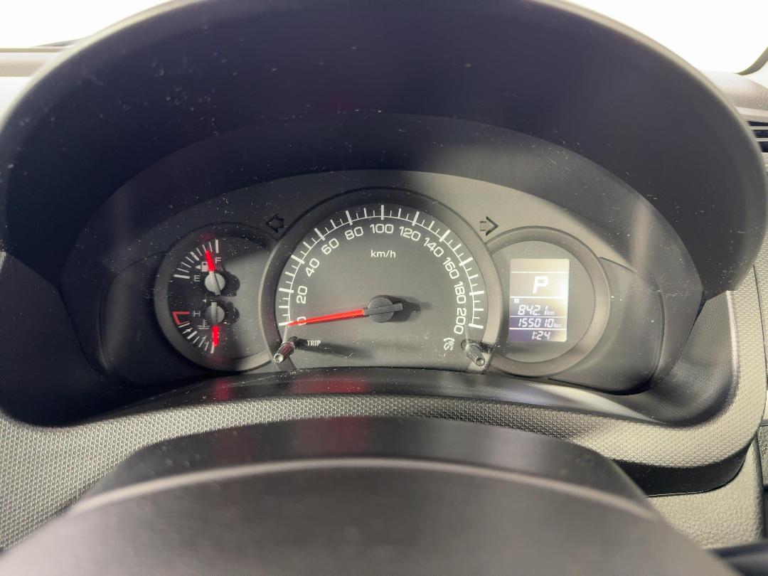 Photo '21' of Suzuki Swift