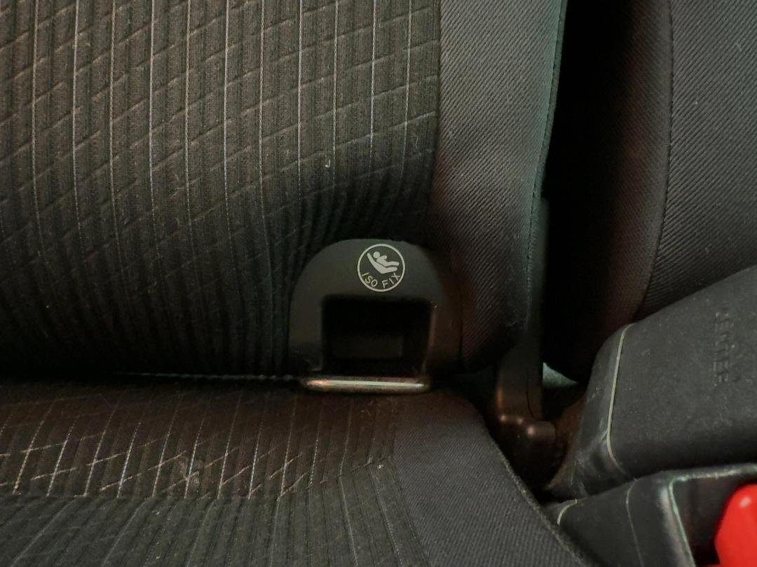 Photo '25' of Suzuki Swift