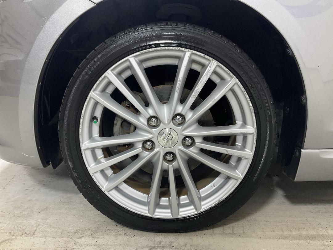 Photo '10' of Suzuki Swift