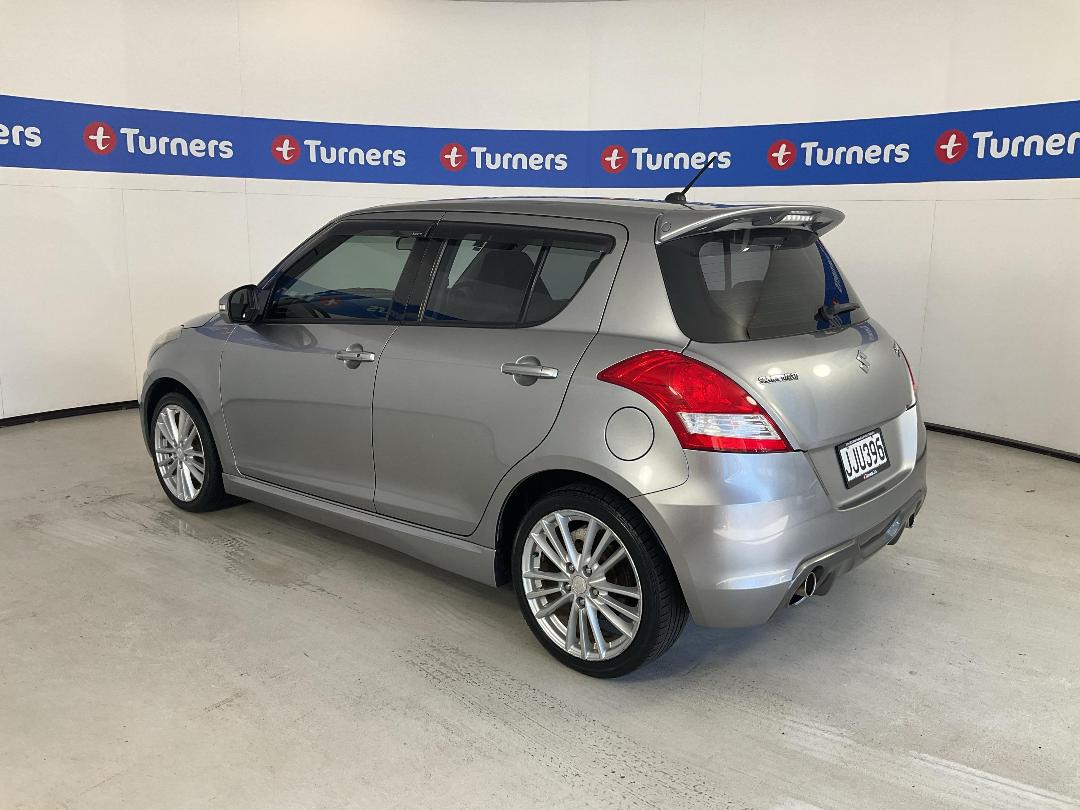 Photo '5' of Suzuki Swift