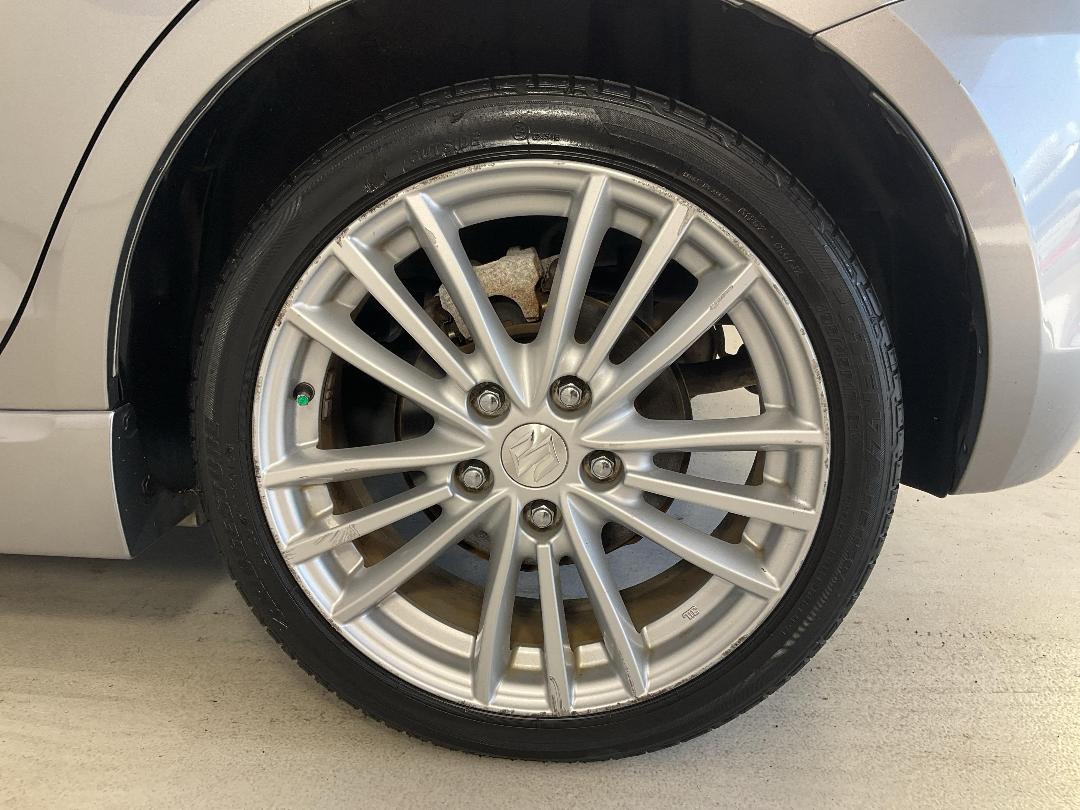 Photo '11' of Suzuki Swift