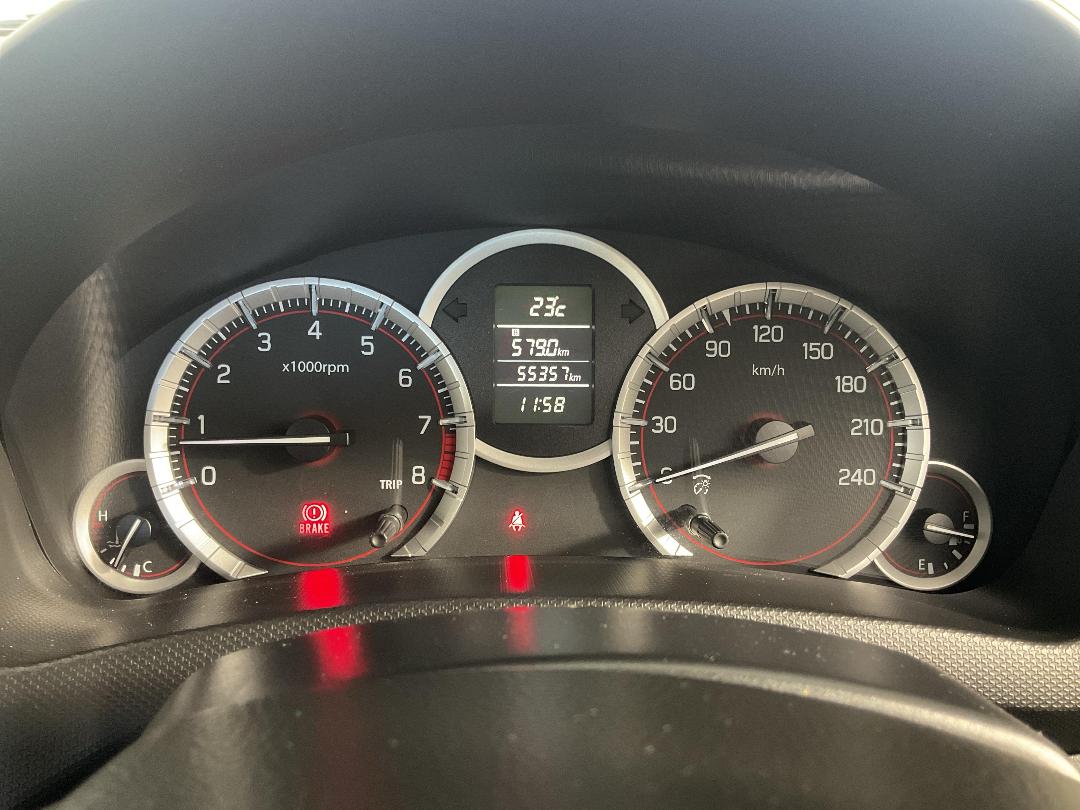 Photo '21' of Suzuki Swift