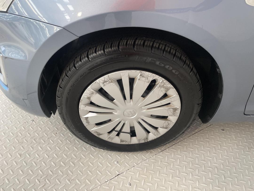 Photo '10' of Suzuki Swift Photo '10' of Suzuki Swift