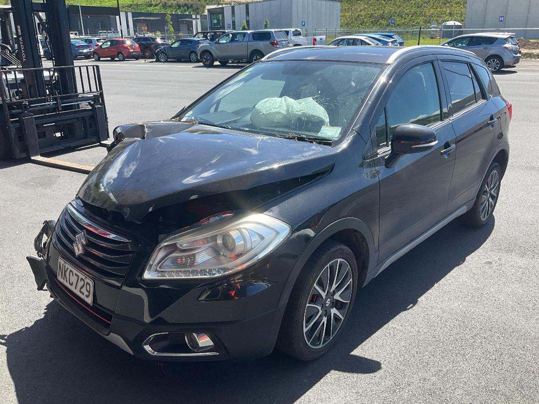 Photo '2' of Suzuki SX4 S-Cross Photo '2' of Suzuki SX4 S-Cross