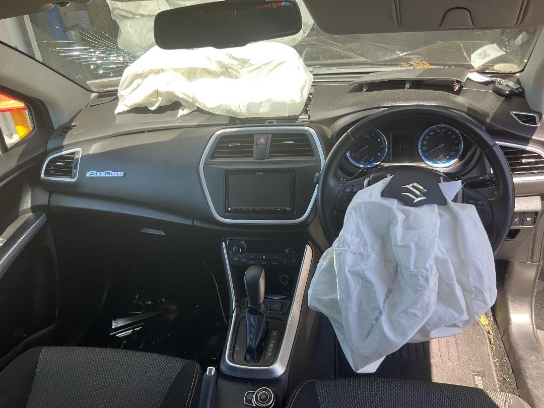 Photo '17' of Suzuki SX4 S-Cross Photo '17' of Suzuki SX4 S-Cross