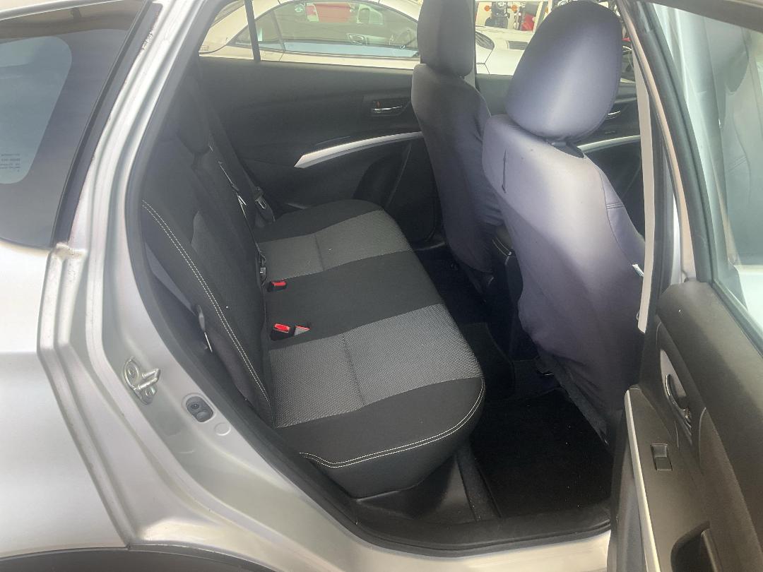 Photo '10' of Suzuki SX4 S-Cross Ltdfc Photo '10' of Suzuki SX4 S-Cross Ltdfc