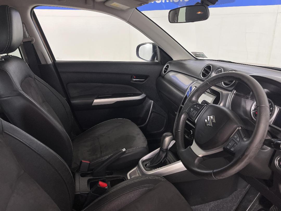 Photo '16' of Suzuki Vitara