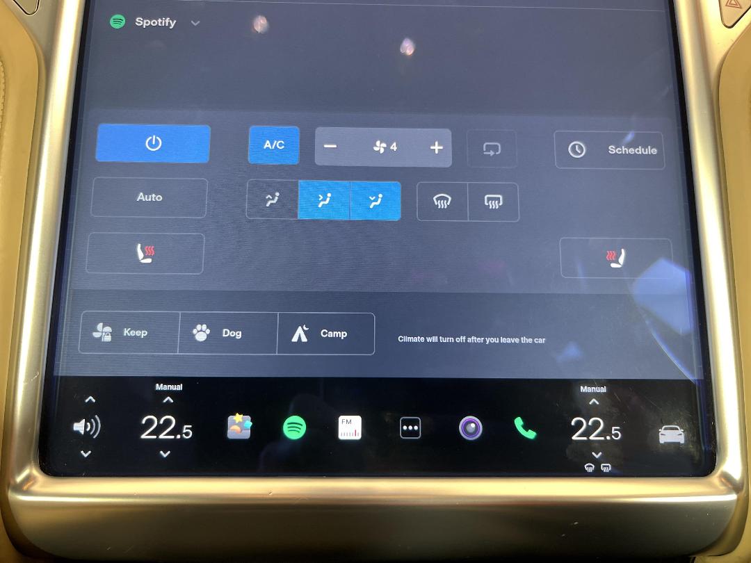 Photo '28' of Tesla Model S Photo '28' of Tesla Model S