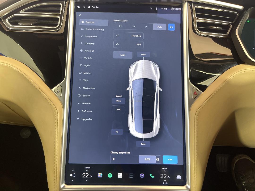 Photo '29' of Tesla Model S Photo '29' of Tesla Model S