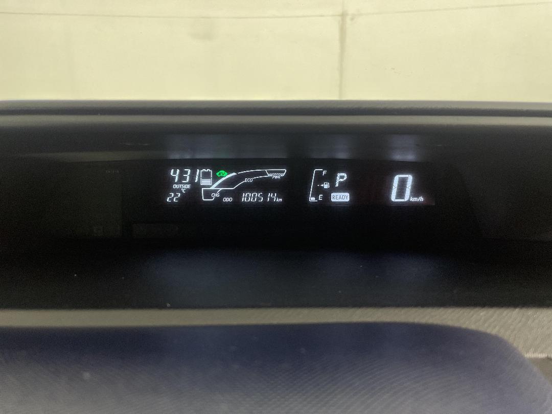 Photo '21' of Toyota Aqua