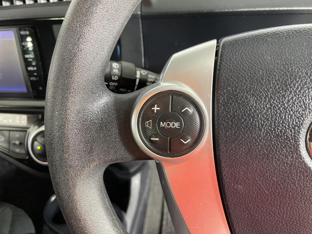 Photo '26' of Toyota Aqua