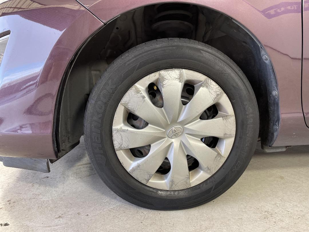 Photo '10' of Toyota Aqua