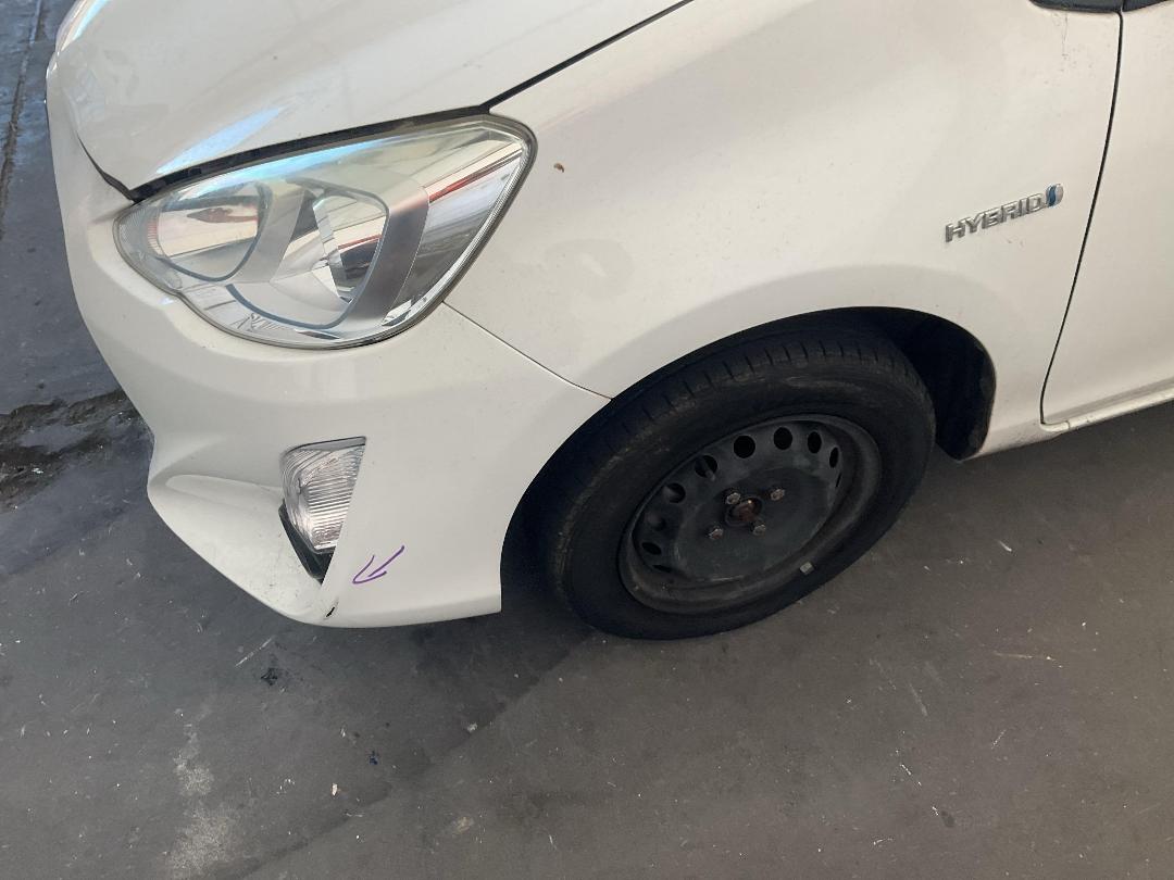 Photo '5' of Toyota Aqua Hybrid