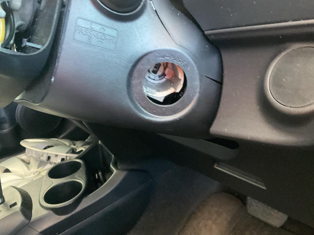 Photo '16' of Toyota Aqua Hybrid