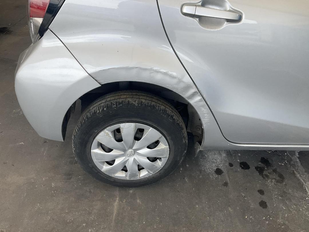 Photo '14' of Toyota Aqua Hybrid