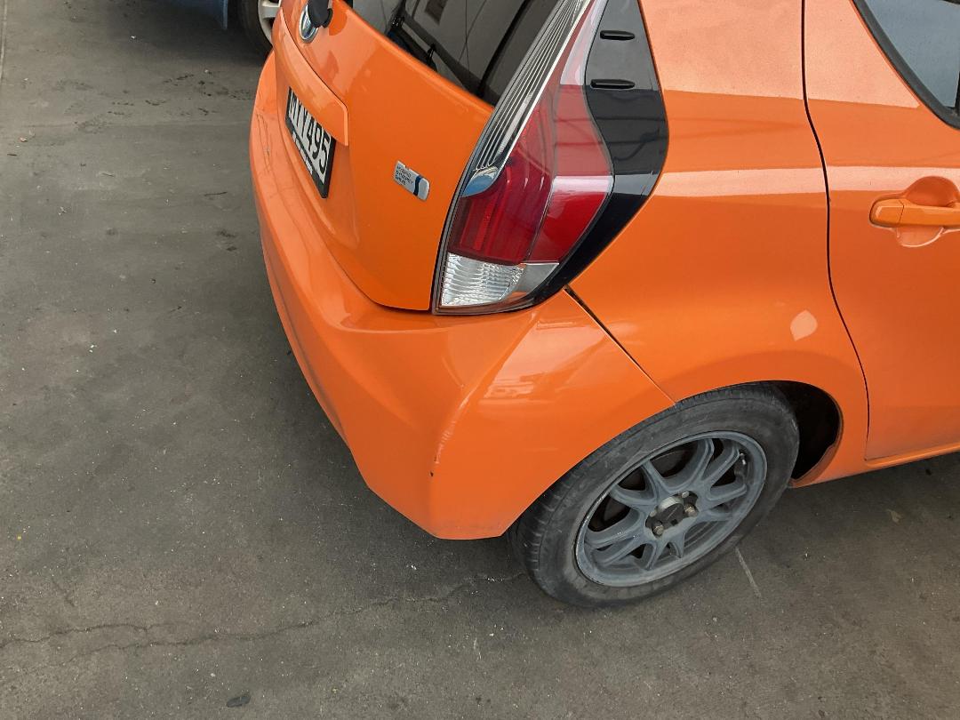 Photo '14' of Toyota Aqua Hybrid