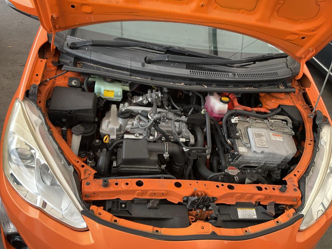 Photo '16' of Toyota Aqua Hybrid