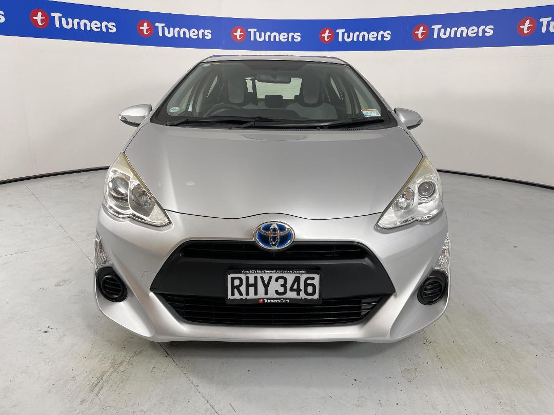 Photo '2' of Toyota Aqua